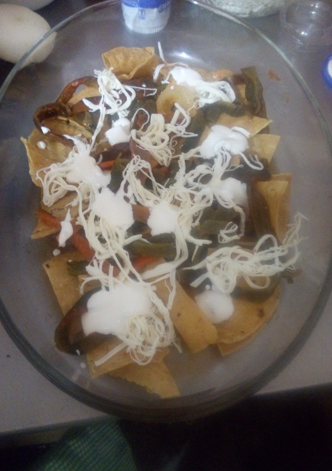 Una foto de Chilaquiles Aztecas