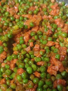 Una foto de Guisantes con jamón