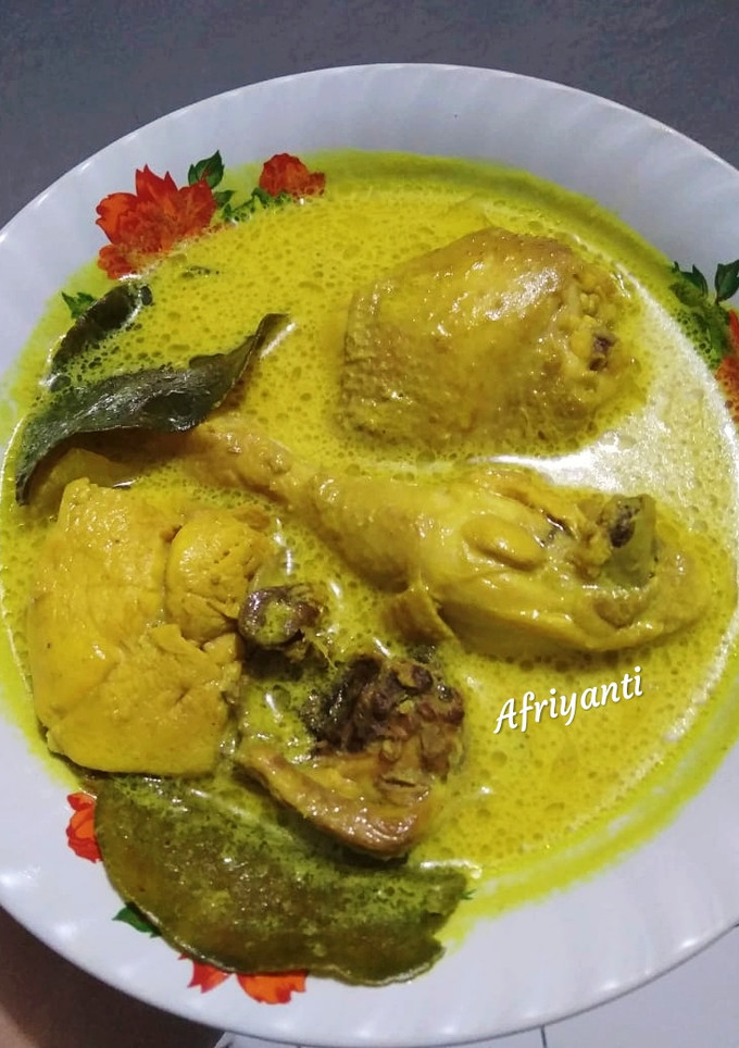 Foto resep Ayam Kari Kuning