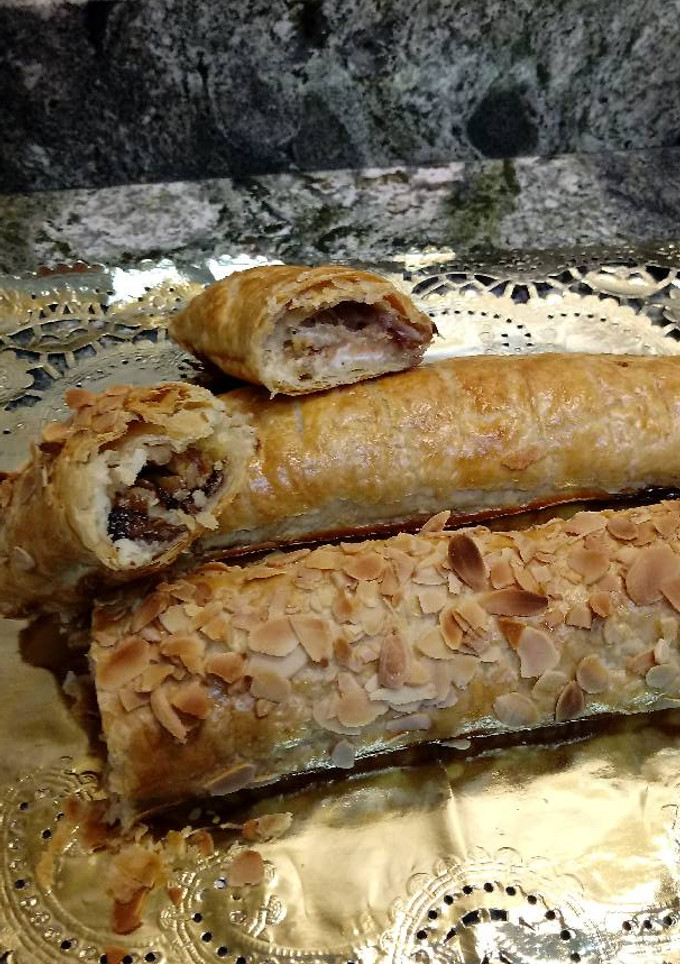 Una foto de Cañas de hojaldre con distintos rellenos