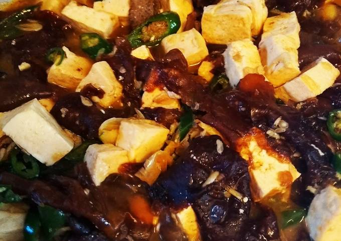 Resep Jamur kuping tumis tahu putih cabe ijo ala mamakagga oleh Yetti