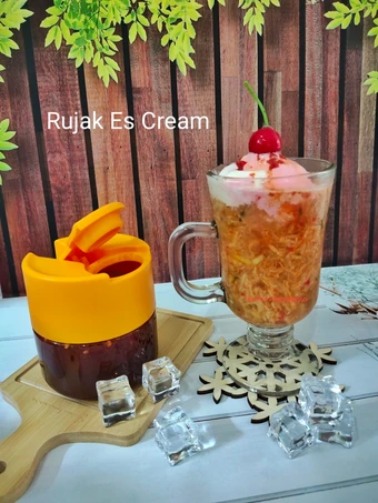 Langkah Gampang Membikin Resep Rujak Es Cream yang Uenak Anti Ribet, Mantap Sekali