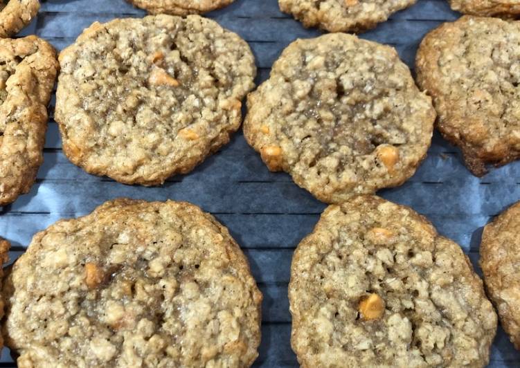 Recipe of Homemade Oatmeal Scotchies