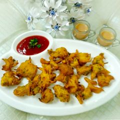 A picture of Onion Pakore.