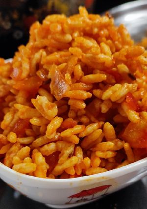 મમરા ની ચટપટી (Mamra Chatpati Recipe In Gujarati) રેસીપી મુખ્ય ફોટો