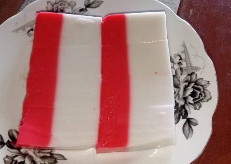 Puding merah putih