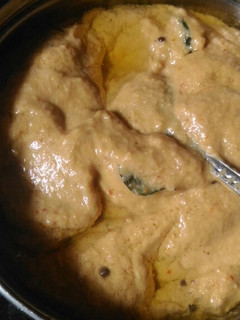 நெல்லிக்காய் சட்டினி (Nellikai chutney recipe in tamil) செய்முறை முக்கிய புகைப்படம்