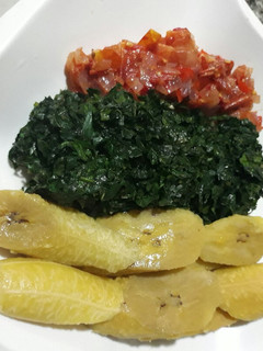 A picture of Boiled ripe plantain with vegetable and tomatoes sauce.
