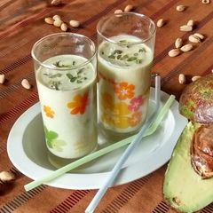A picture of Avacado(butterfruit) Pista Lassi.