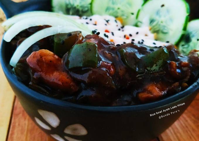 Resep Rice Bowl Ayam Lada Hitam yang Enak