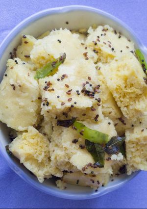 A picture of Gujarati Khaman.