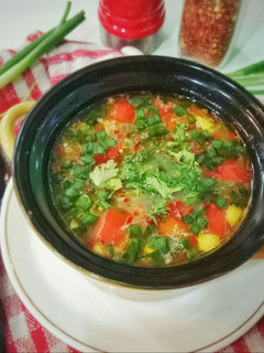 A picture of Barley and Vegetables soup.