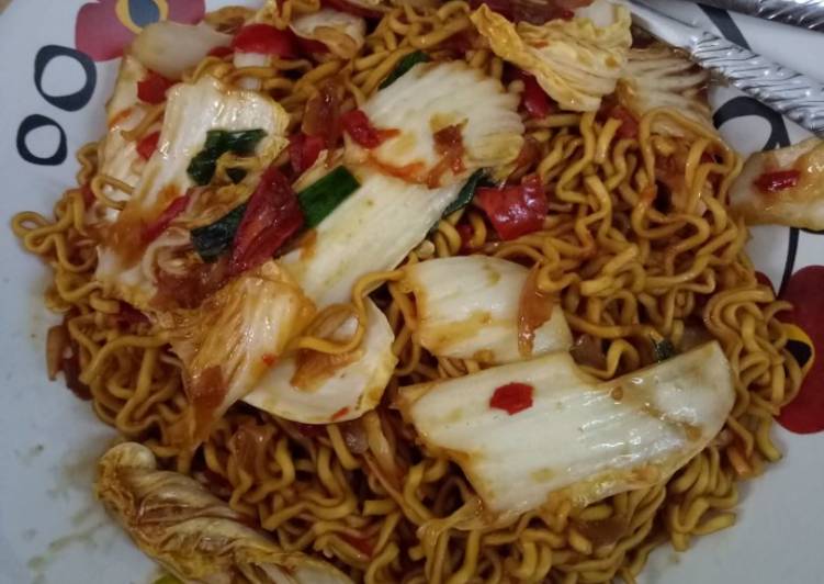 Resep Mie Oseng Cabe Ulek Pedas Mantap 👍😊🍴, Enak