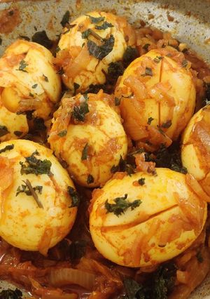 A picture of Indian saute eggs.