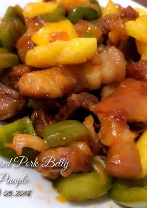 Foto resep Braised Pork Belly with Pinaple