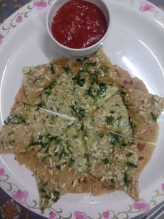 ચીઝ પનીર પરોઠા (Cheese Paneer Paratha Recipe In Gujarati) રેસીપી મુખ્ય ફોટો