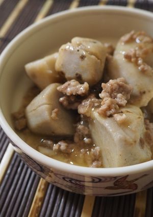 A picture of Taro Potatoes with Starchy Soy Sauce (Satoimo Ankake).