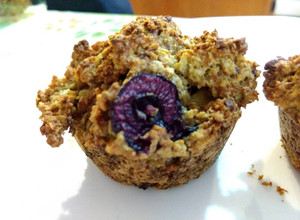 A picture of Cherry Mango Oats muffin (sugar free, gluten free)樱桃芒果燕麦马芬.