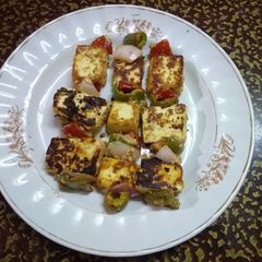A picture of Paneer tawa kebab.