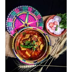A picture of Lauki Gosht.
