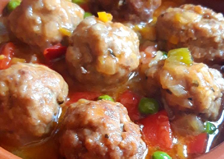Albóndigas a la jardinera