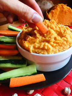 Una foto de Hummus de boniato