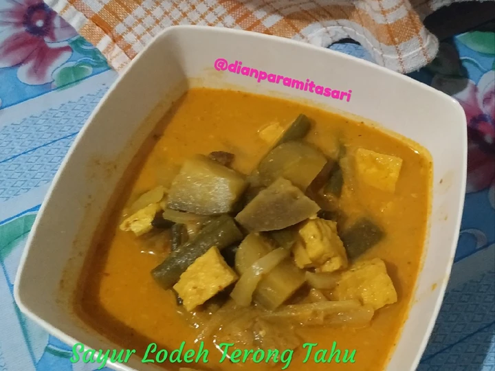Easy Steps to Prepare Recipes Sayur Lodeh Terong Tahu Kacang Panjang Labu Siam the Delicious Can Pamper Your Tongue.