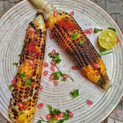 A picture of Roasted bhutta.
