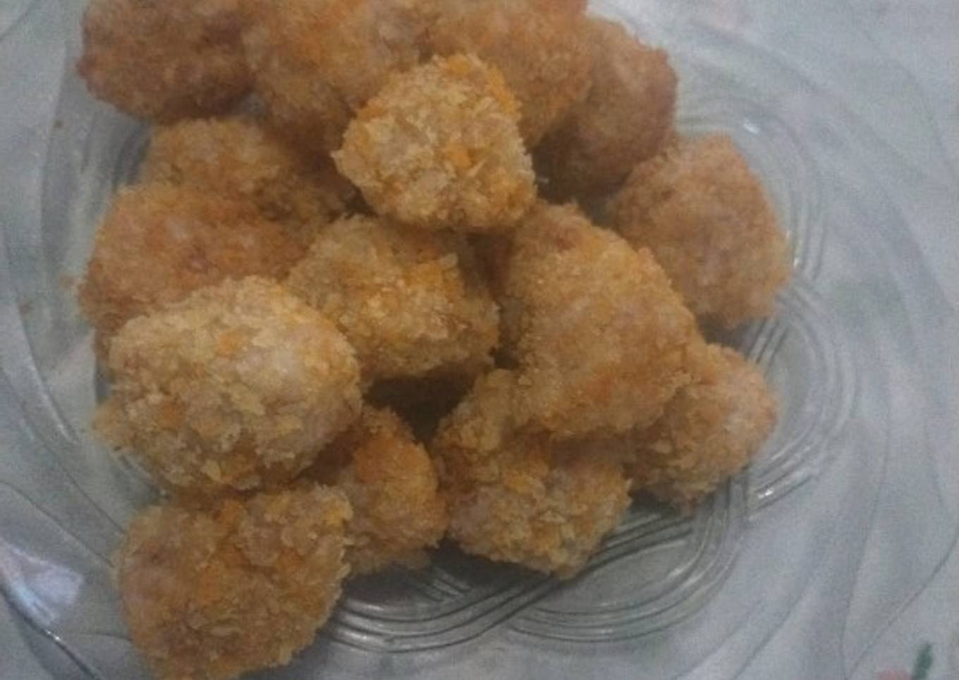Bola bola nasi kornet