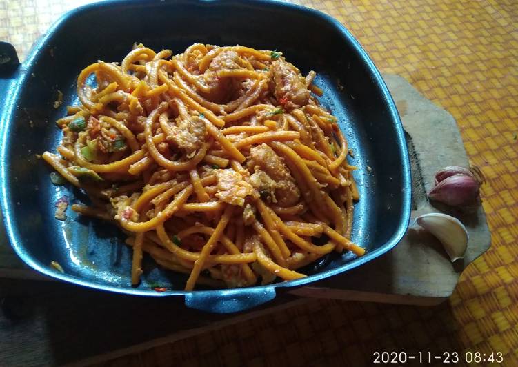 Langkah Mudah untuk Menyiapkan Spaghetti nugget ayam, Enak Banget