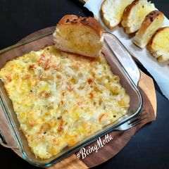 A picture of Mac 'n' Cheese.