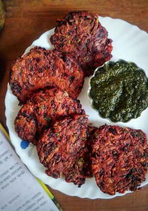 A picture of Beetroot kebabs.