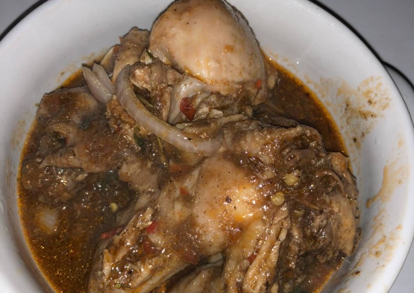 Scallions chicken pepper soup