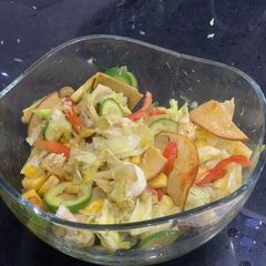 A picture of Healthy salad.