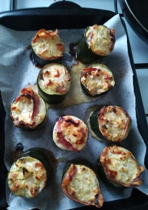 Töltött cukkini recept fotója