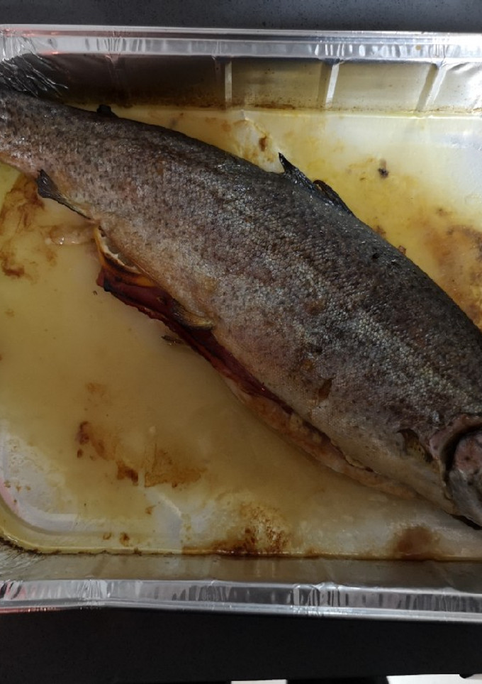Una foto de Trucha al horno