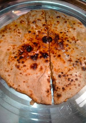 आलू की रोटी (aloo ki roti recipe in Hindi) रेसिपी मुख्य फोटो