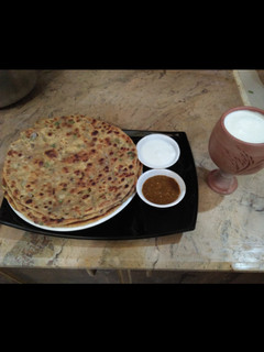 A picture of Alo K parathe.