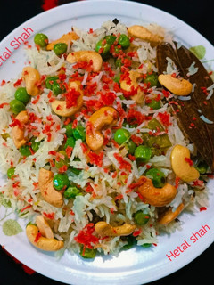 मटर पुलाव (matar pulao recipe in Hindi) रेसिपी मुख्य फोटो