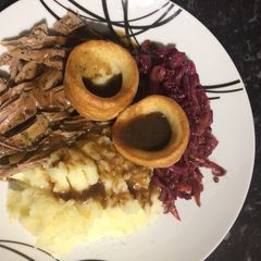 A picture of Slow cooker minted lamb leg.