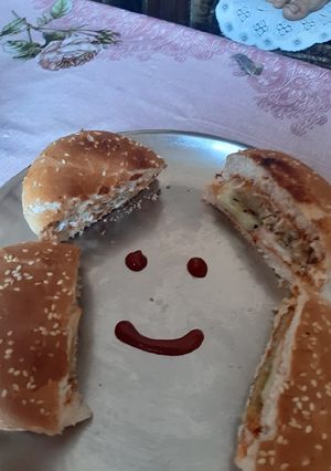A picture of Smile veg. burger.
