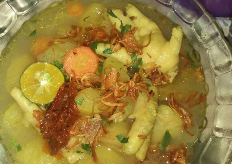 Resep Sop singkong ceker kuning ala ku yang Lezat