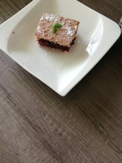 Gyors meggyes pite recept fotója