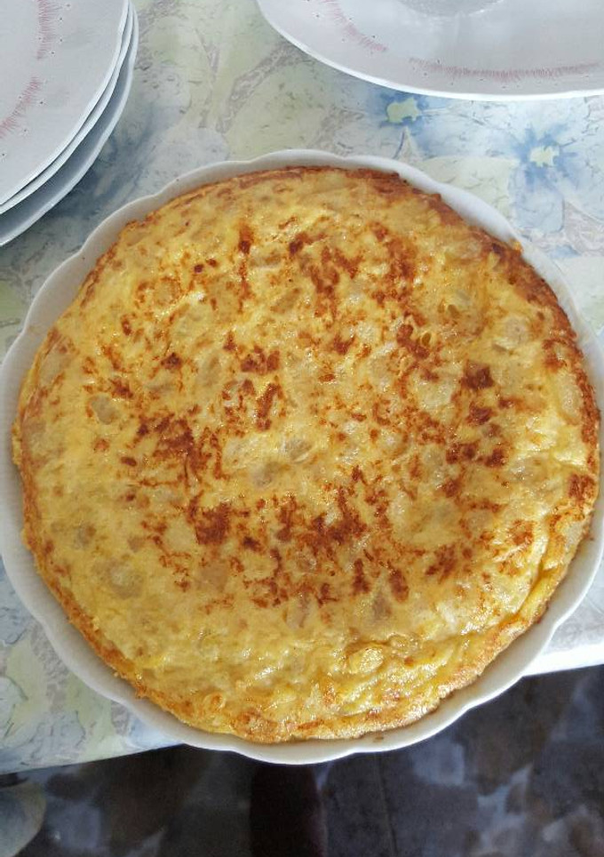 Una foto de Tortilla de patatas con cebolla