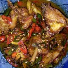 A picture of Ayam Kecap Pedas.