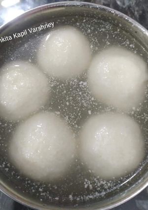 A picture of Sweet Recipes (Spong Rasgulla).