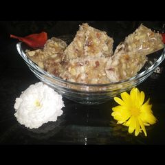A picture of Khajoor and Dry fruit Barfi.