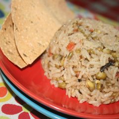 A picture of Moong sprout pulao.