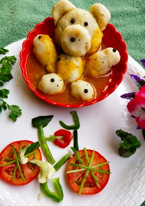 उपमा और टमाटर का झोल (upma aur tamatar ka jhol recipe in Hindi) रेसिपी मुख्य फोटो