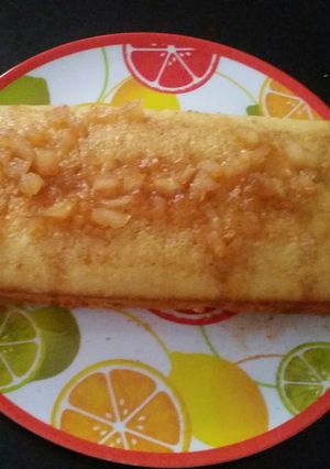 Una foto de Bizcocho de mandarina con sirop de piña y canela
